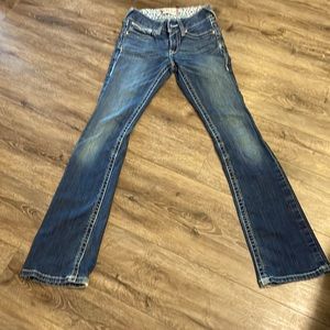 Cute Ariat jeans, flare